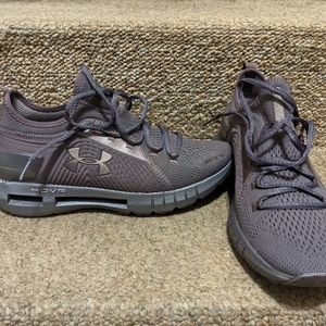 UA Women's Shoe Size 9